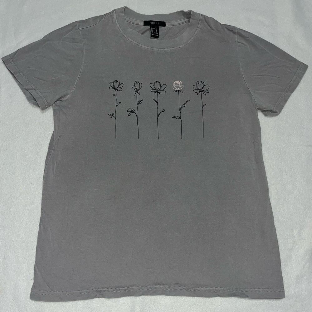Forever 21 Light Grey Floral Tee